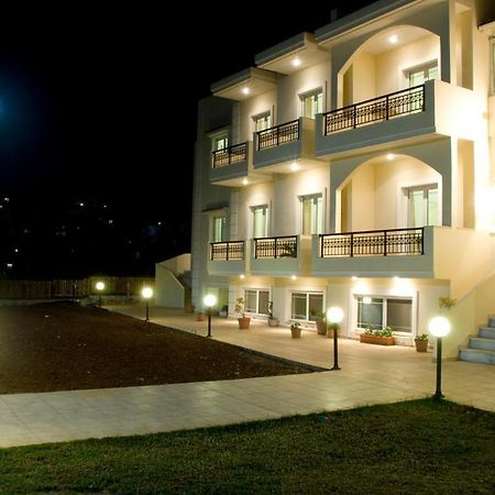 Garifalo Apartments كاليفيس المظهر الخارجي الصورة